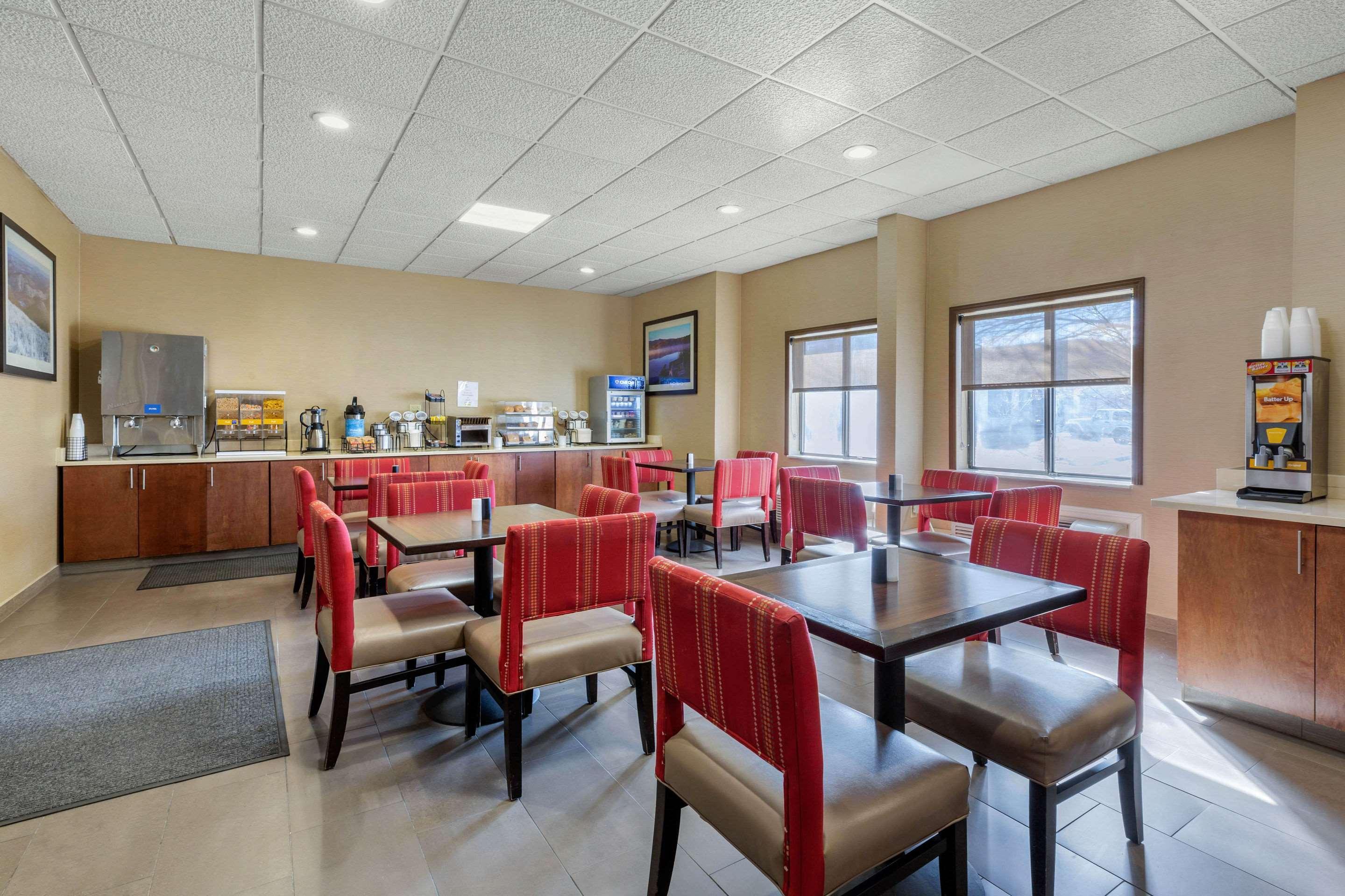 Comfort Inn Rutland - Killington Exterior foto